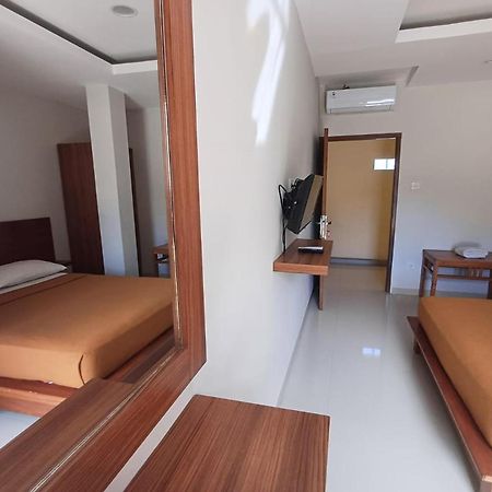 Taste Of Bali Hostel Kuta Lombok Eksteriør billede
