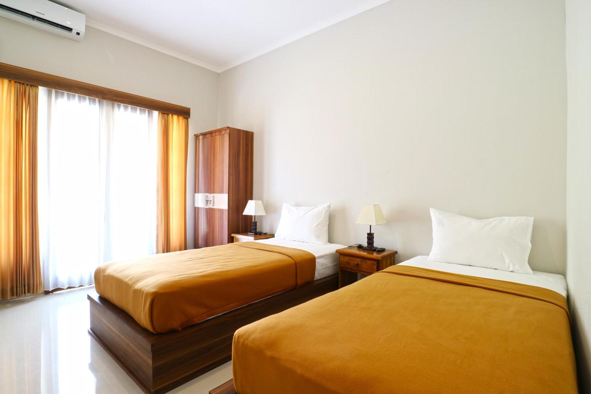 Taste Of Bali Hostel Kuta Lombok Eksteriør billede