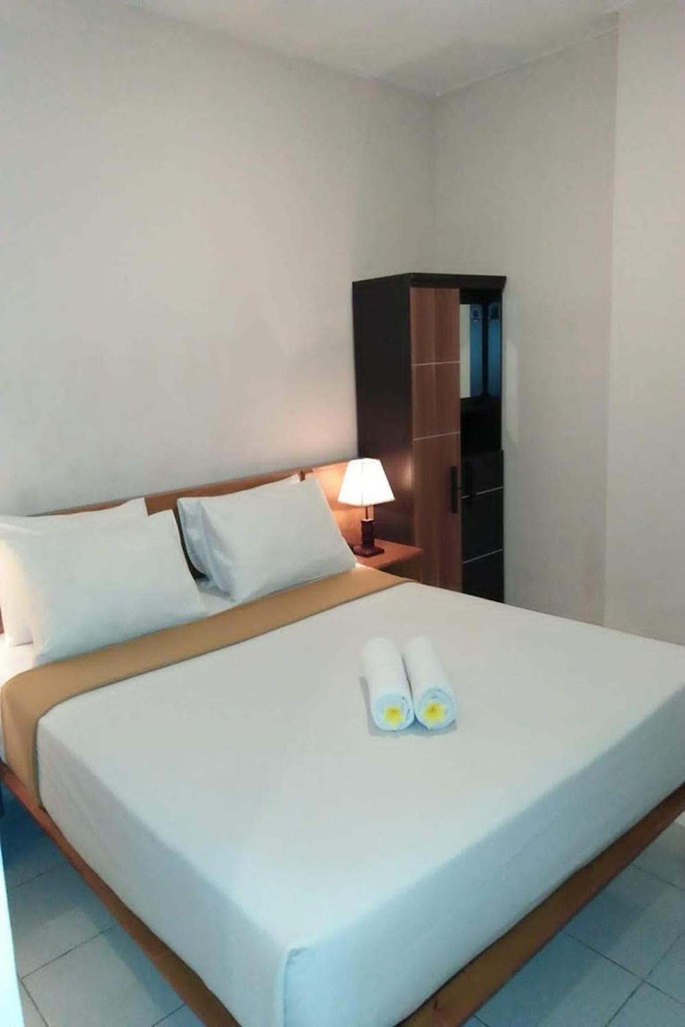Taste Of Bali Hostel Kuta Lombok Eksteriør billede