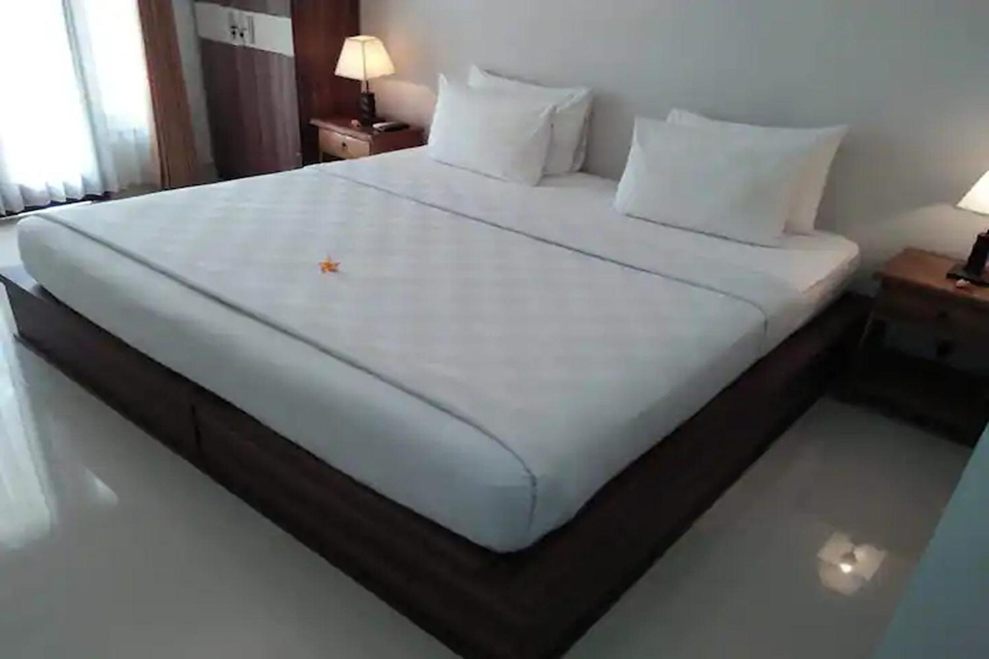 Taste Of Bali Hostel Kuta Lombok Eksteriør billede