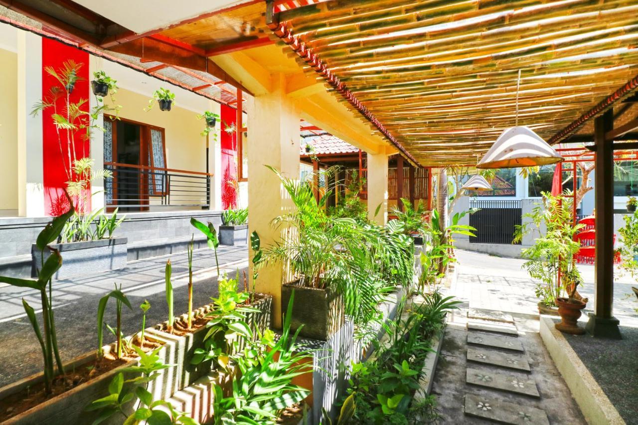 Taste Of Bali Hostel Kuta Lombok Eksteriør billede